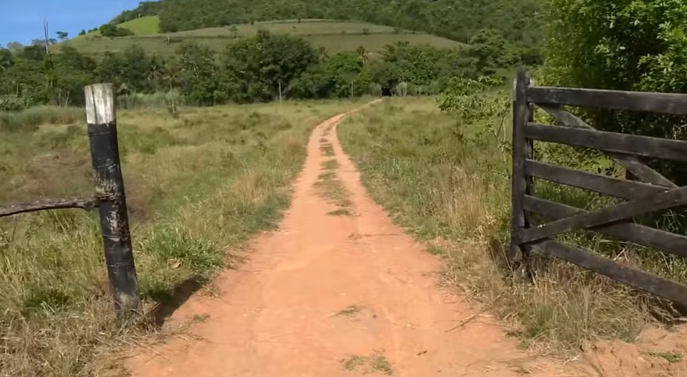 Homem é morto a tiros a caminho do trabalho em Viana